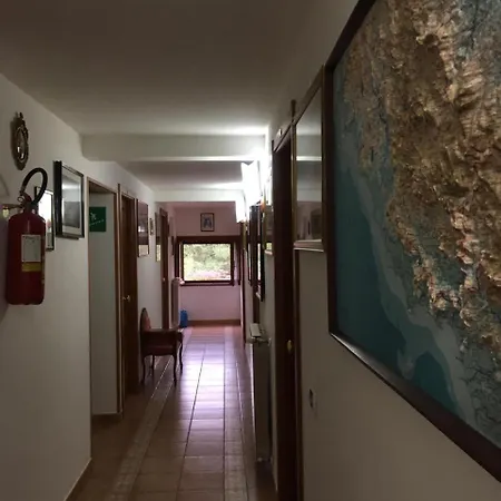 La Panoramica 89 מלון 2*